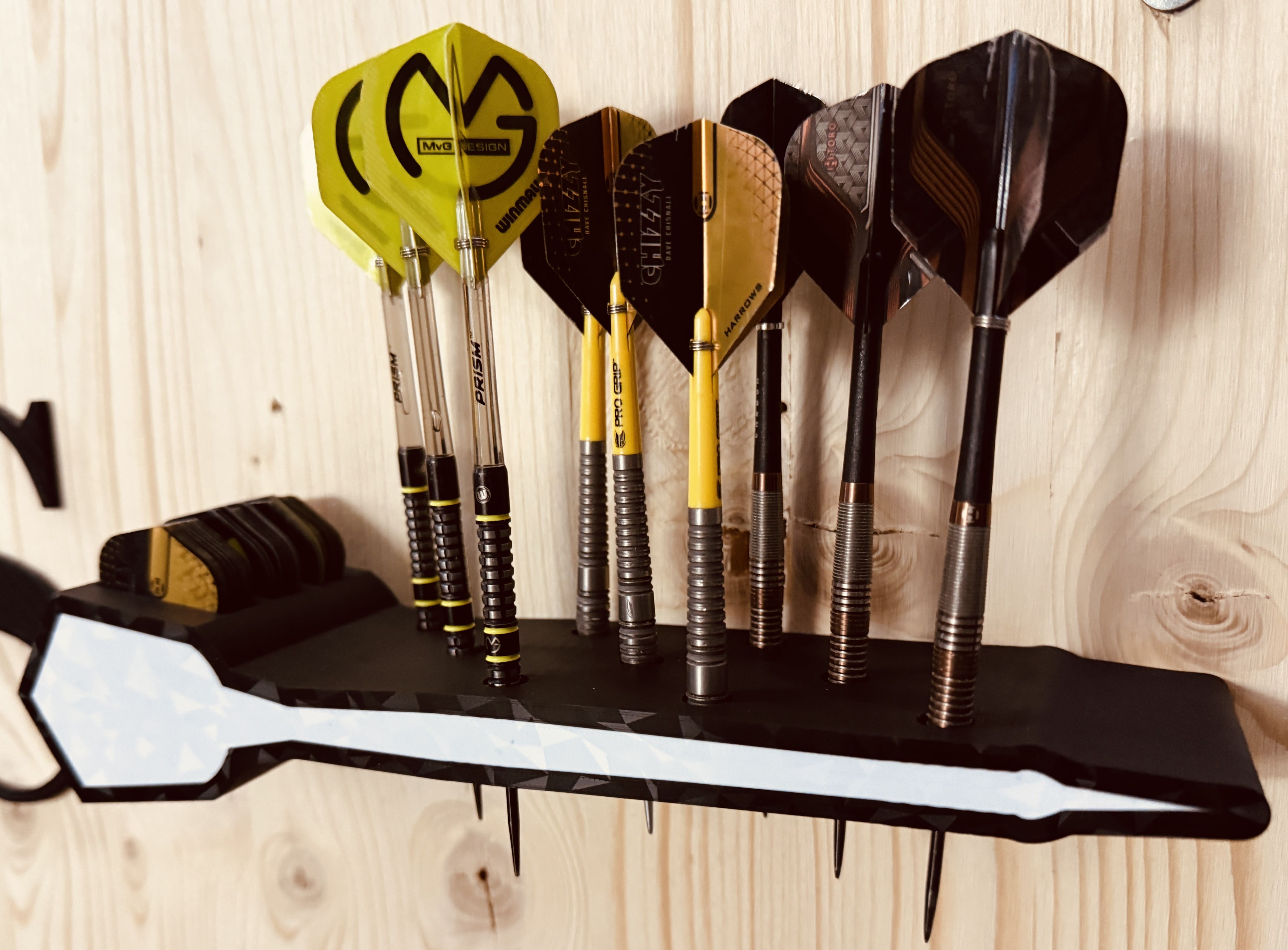 Dartpfeilhalter für 9 Dartpfeile und bis zu 30 Dart Flights